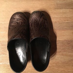 Dansko clog brown
